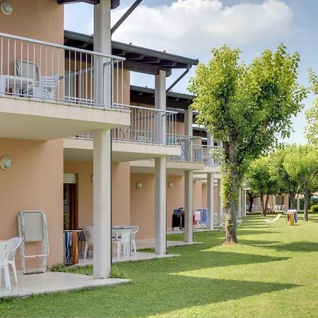 Residence Villaggio Tiglio Sirmione Exteriör bild