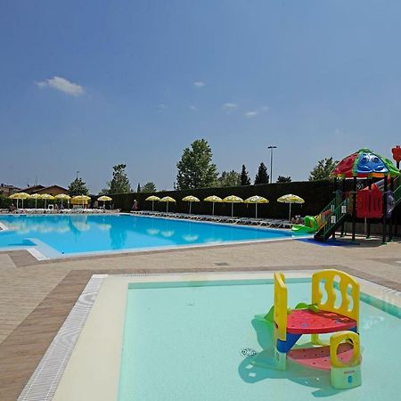 Residence Villaggio Tiglio Sirmione Exteriör bild