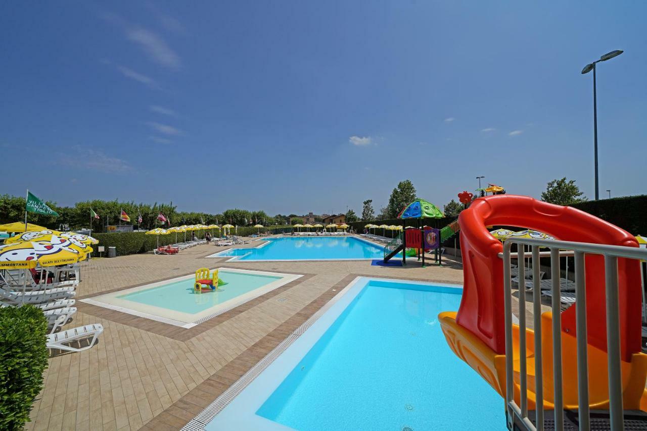 Residence Villaggio Tiglio Sirmione Exteriör bild